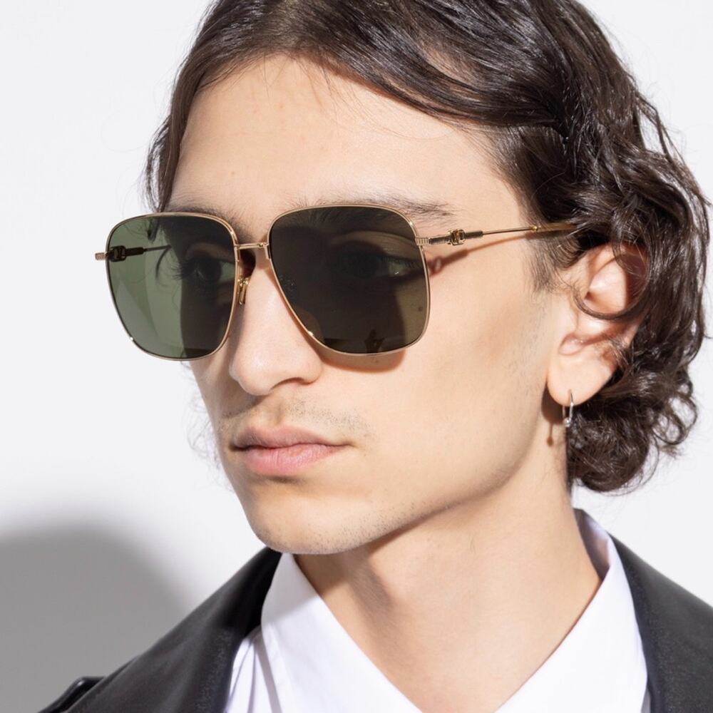 New! Valentino VLS 171A, Gold Frame With Green Lenses Sunglasses, Authentic - Picture 4 of 10